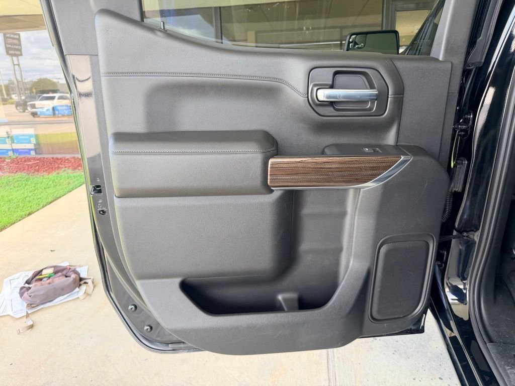 Used 2021 Black Chevrolet RST image 28