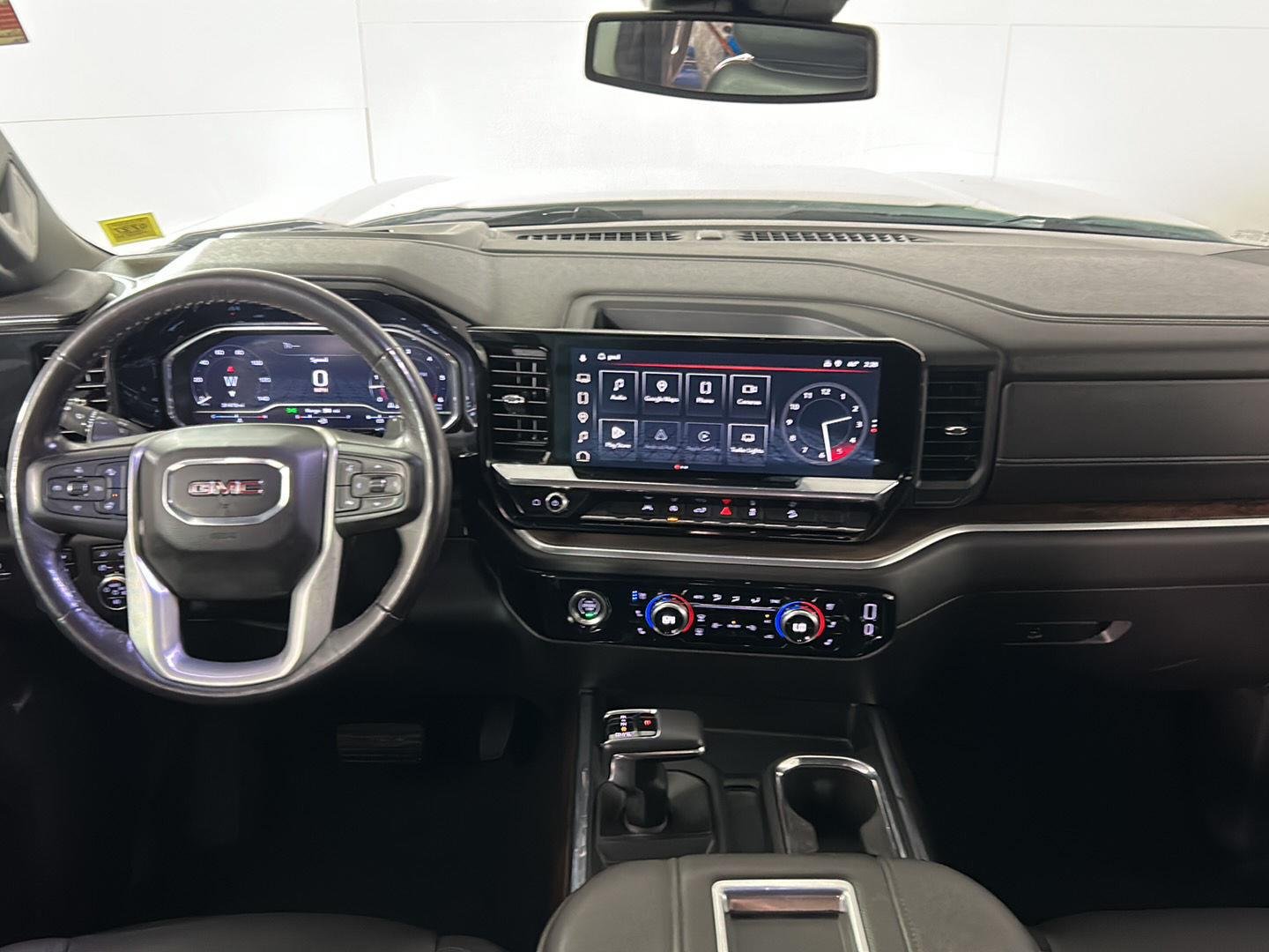 Used 2022 Summit White GMC SLT image 30