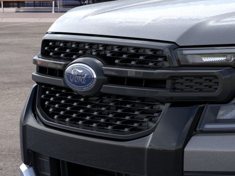 New 2026 Carbonized Gray Metallic Ford XLT image 20