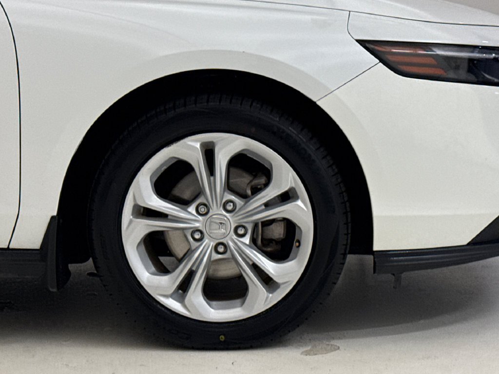 2024 Honda Accord LX - Photo 6