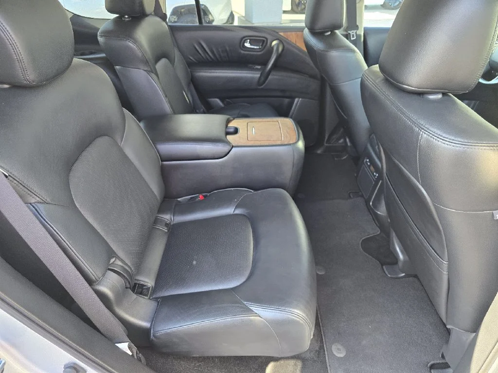 Used 2024 Silver Nissan SL image 17