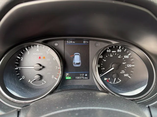 Used 2019 Gray Nissan SV image 29