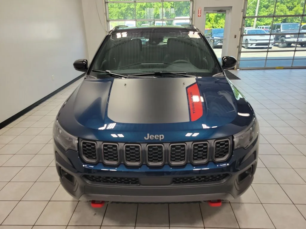 New 2026 Fathom Blue Pearl-Coat Exterior Paint Jeep Trailhawk image 3
