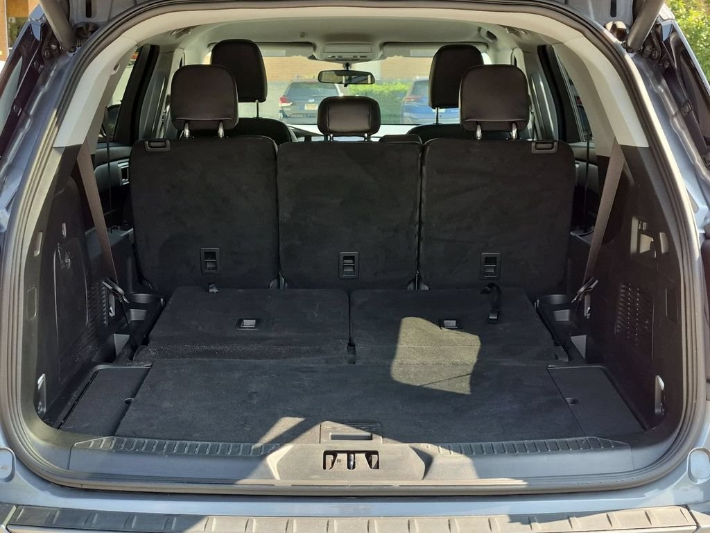 Used 2023 Gray Ford XLT image 6