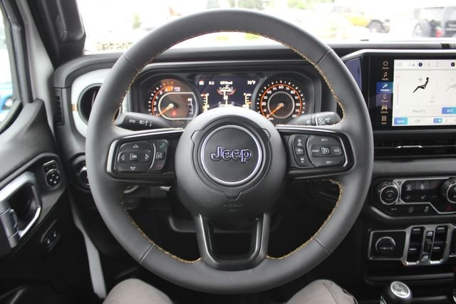 Used 2024 White Jeep Sport S image 14