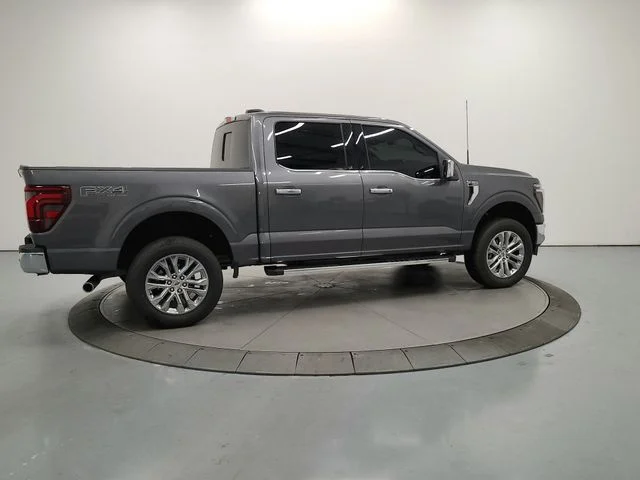 Used 2025 Gray Ford Lariat image 9
