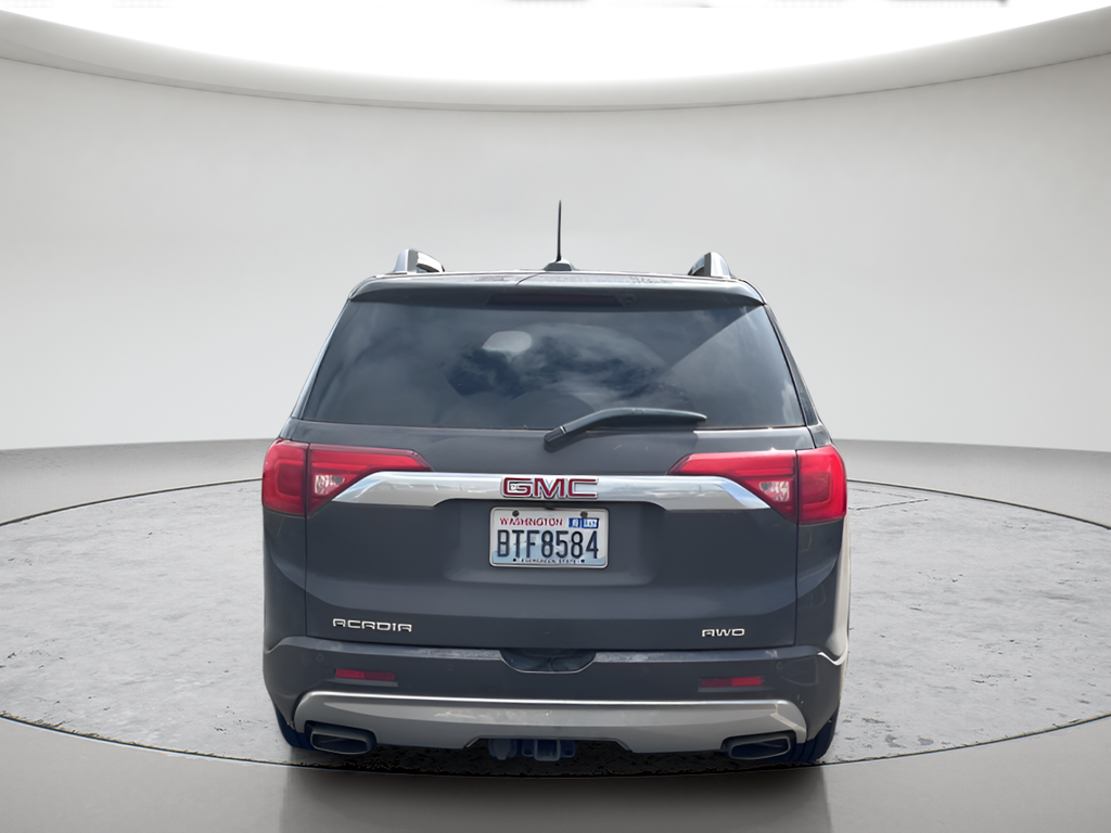 2017 GMC Acadia Denali - Photo 13