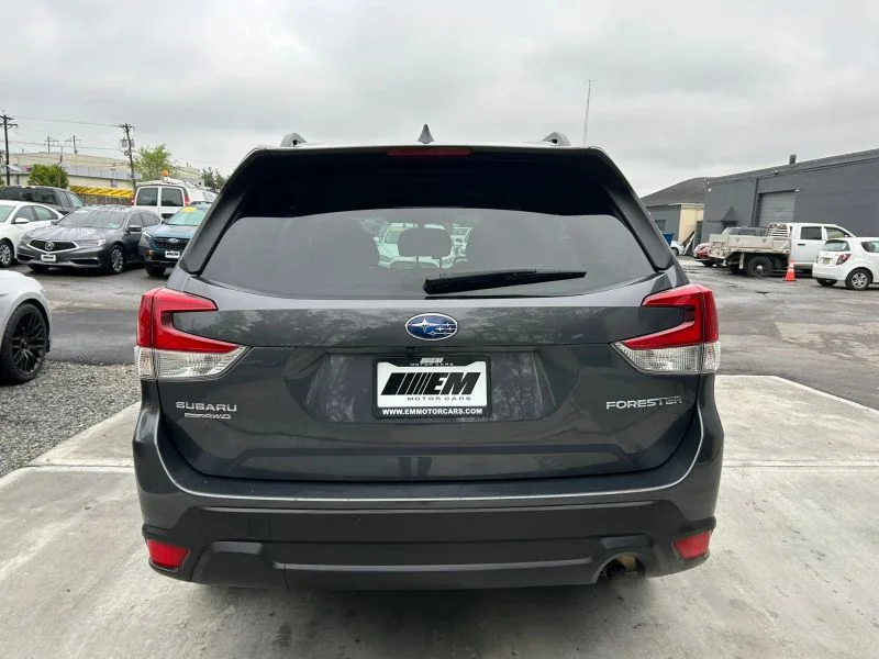 Used 2022 Gray Subaru Premium Sport Utility 4D image 50