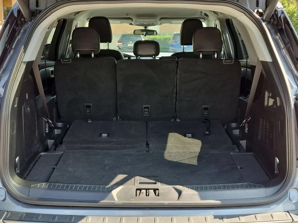 Used 2023 Gray Ford XLT image 6