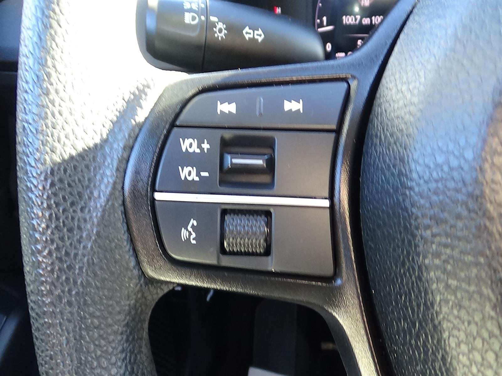 Used 2025 Crystal Black Pearl (bk) Honda LX image 19