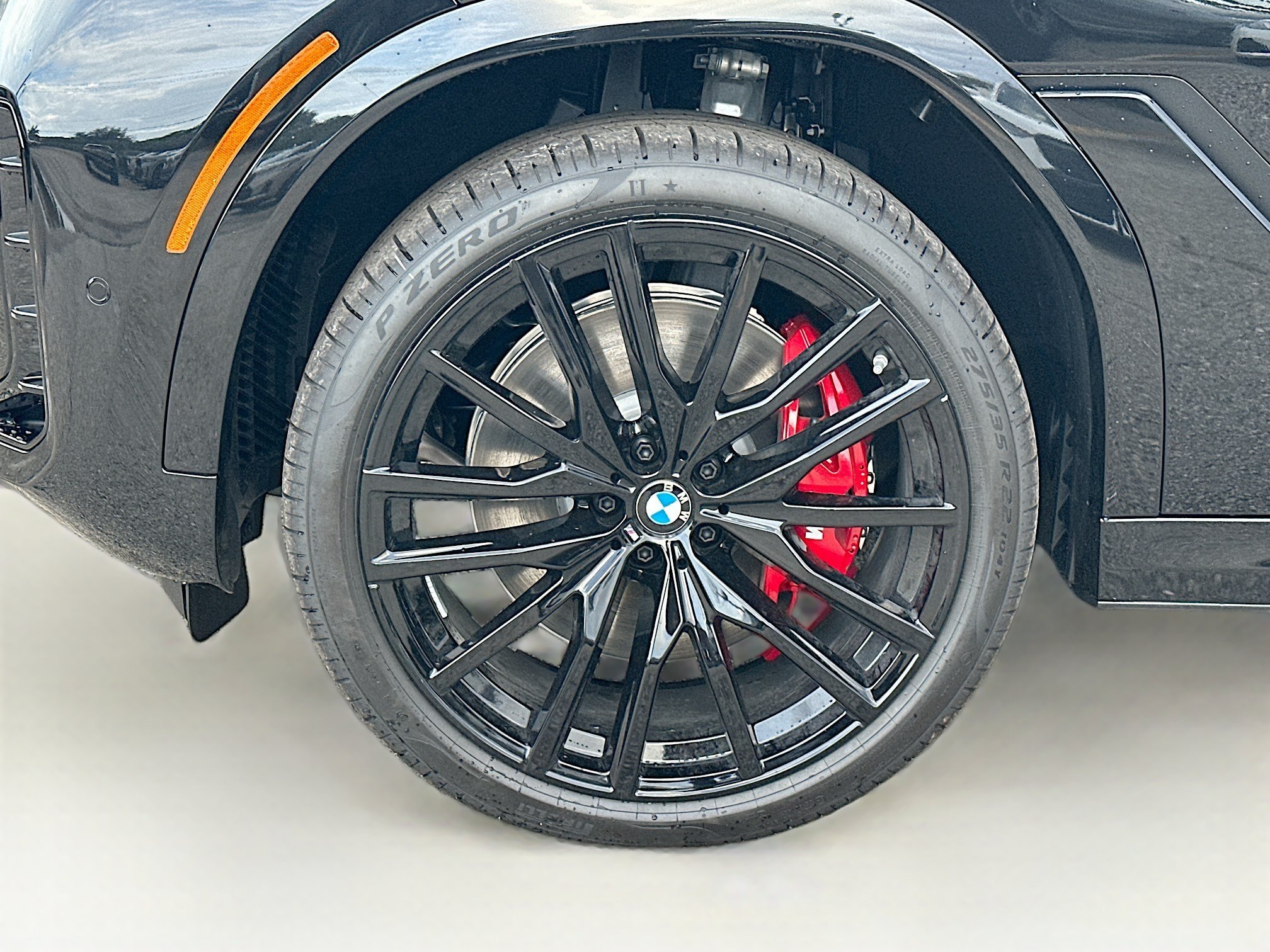 New 2027 Black Sapphire Metallic BMW M60i image 22