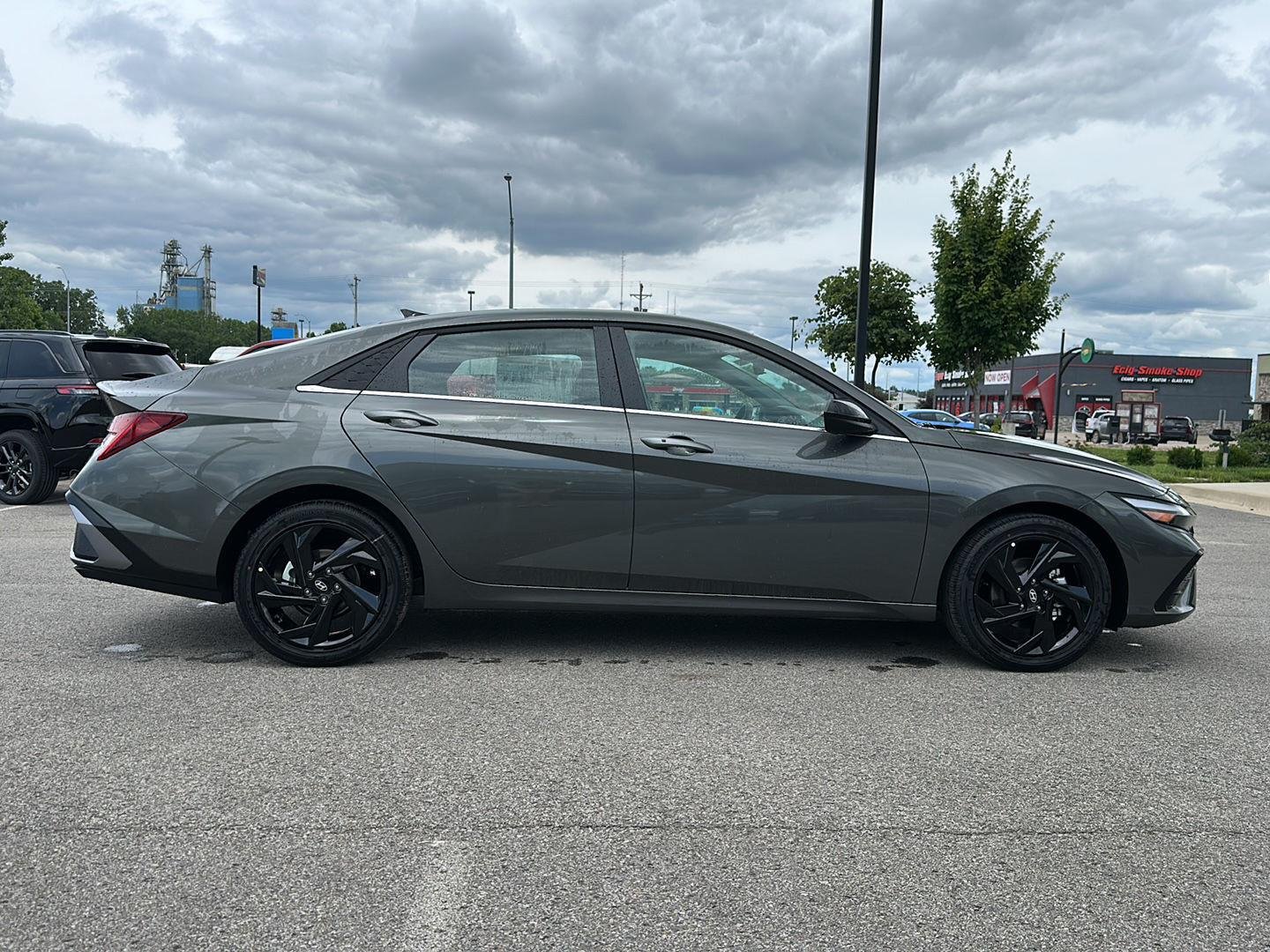 New 2026 Amazon Gray HYUNDAI  image 4