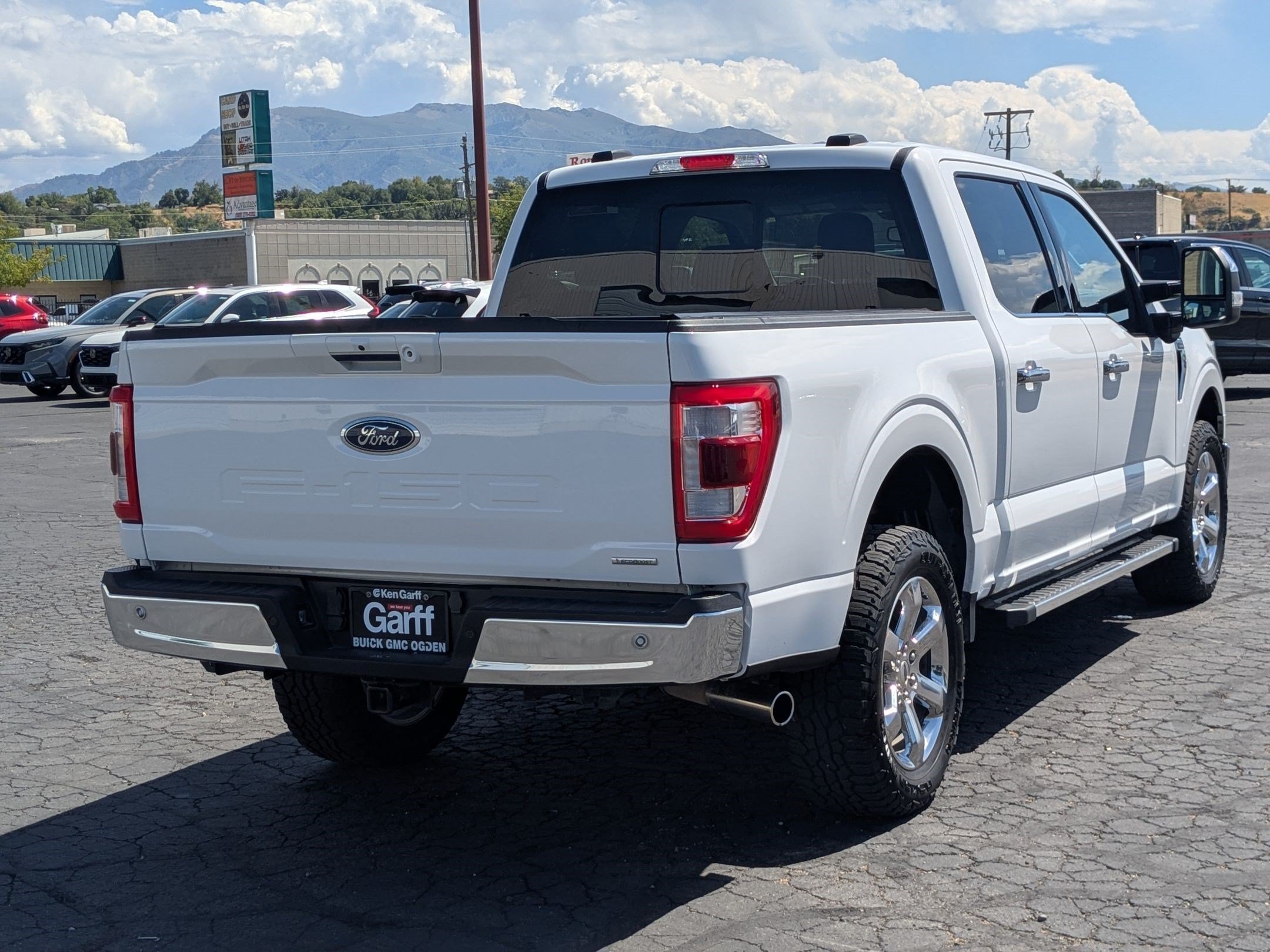 Used 2023 Oxford White Ford LARIAT image 3