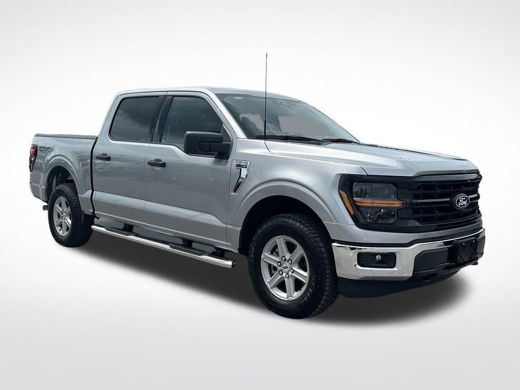 Used 2025 Silver Ford XLT image 8