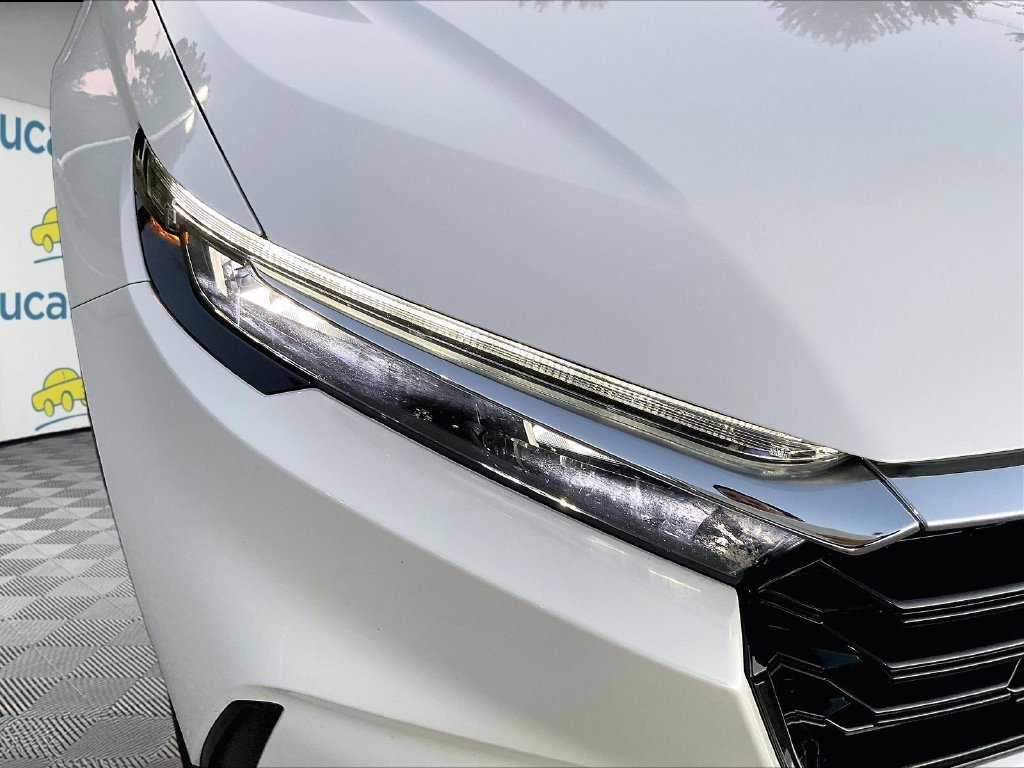 Used 2026 White Honda EX-L image 32