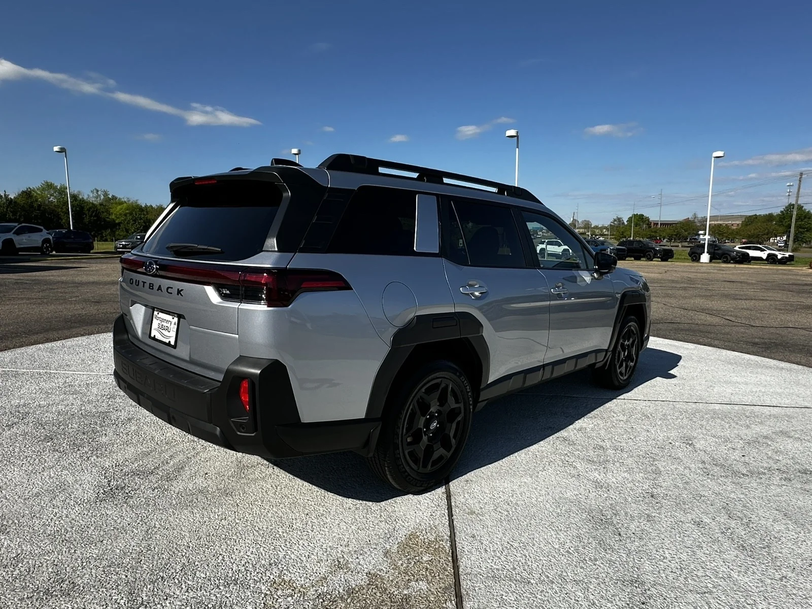 New 2026 ICE SILVER METALLIC Subaru Limited image 7
