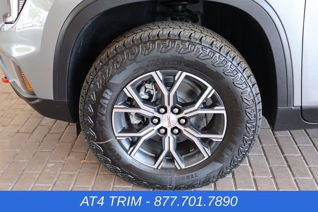 2026 GMC Acadia AT4 - Photo 12
