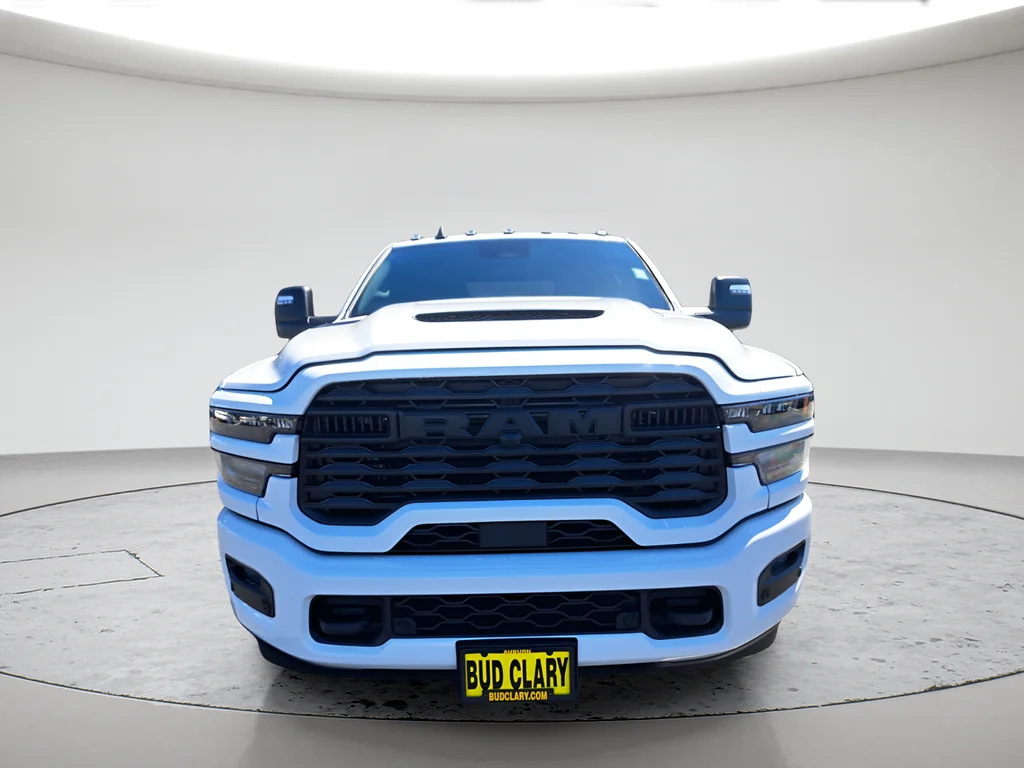 New 2026 Bright White Clear-Coat Exterior Paint RAM  image 2