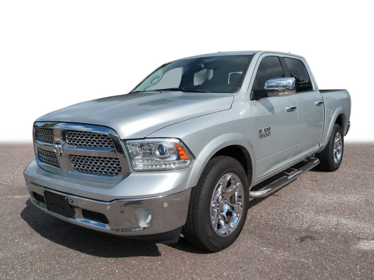 2018 RAM 1500 Laramie 4x4 Crew Cab 5'7's photo
