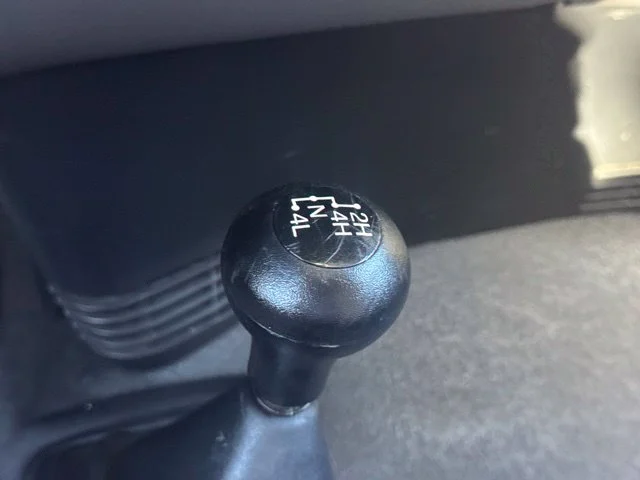 Used 2001 White Ford XL image 18
