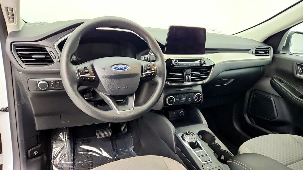 Used 2021 Oxford White Ford SE AWD image 12