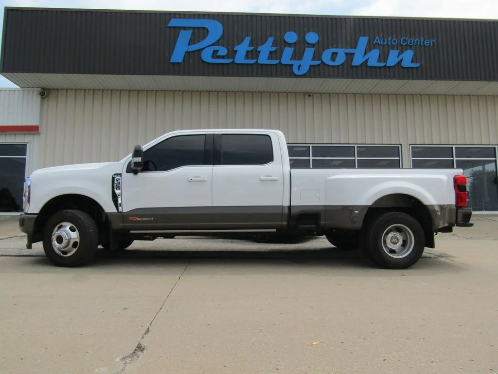 Used 2026  Ford King Ranch image 11