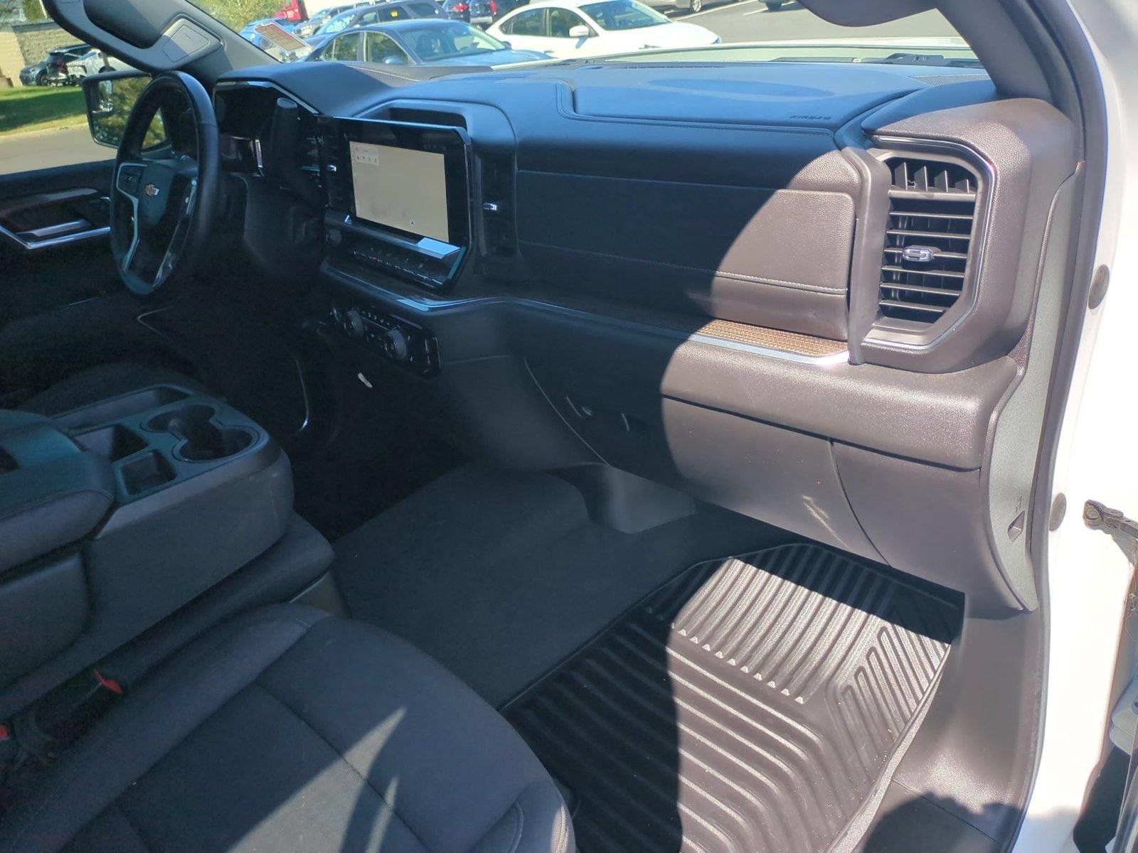 Used 2023 Summit White Chevrolet LT image 38