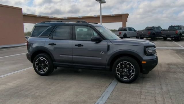 New 2026 Carbonized Gray Metallic Ford Outer Banks® image 90