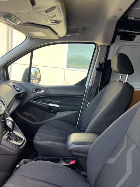 Used 2018 White Ford XLT image 5