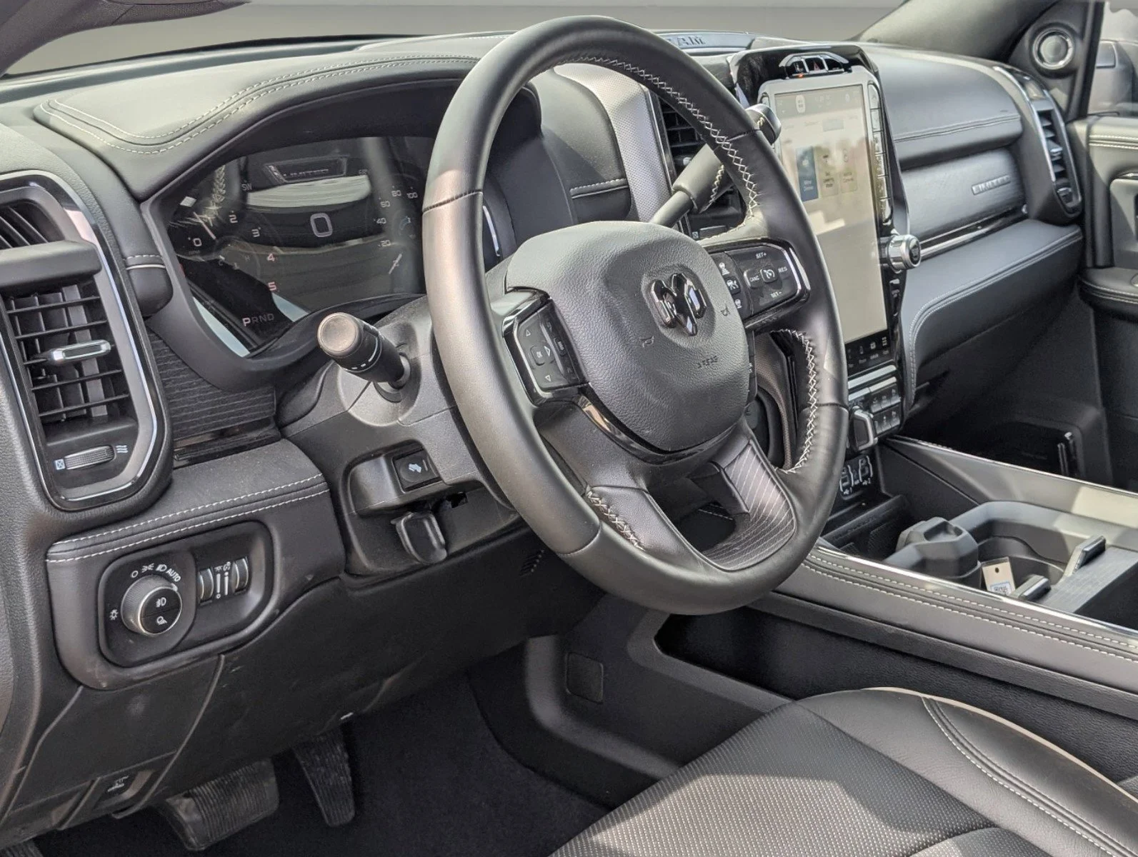 2024 RAM 2500 Laramie Limited - Photo 13
