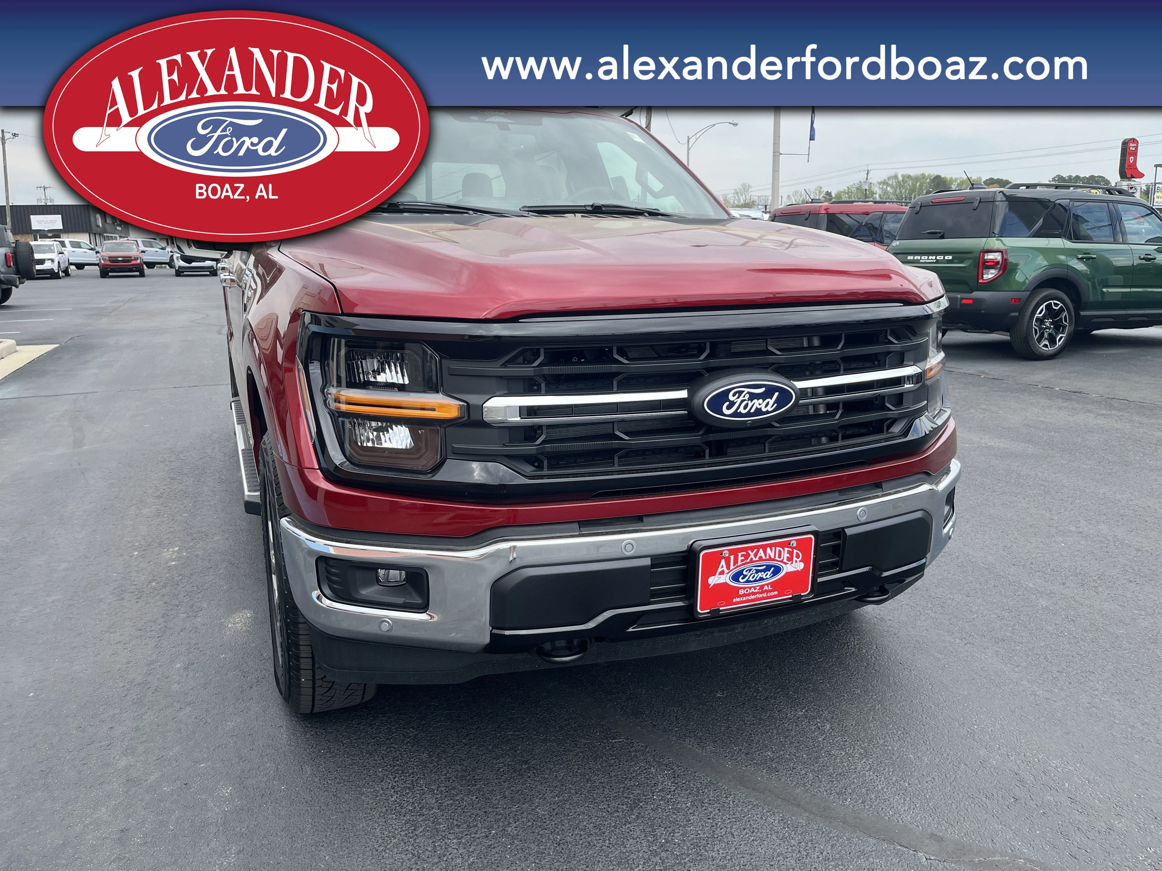 New 2026 Ruby Red Metallic Tinted Clearcoat Ford XLT image 5