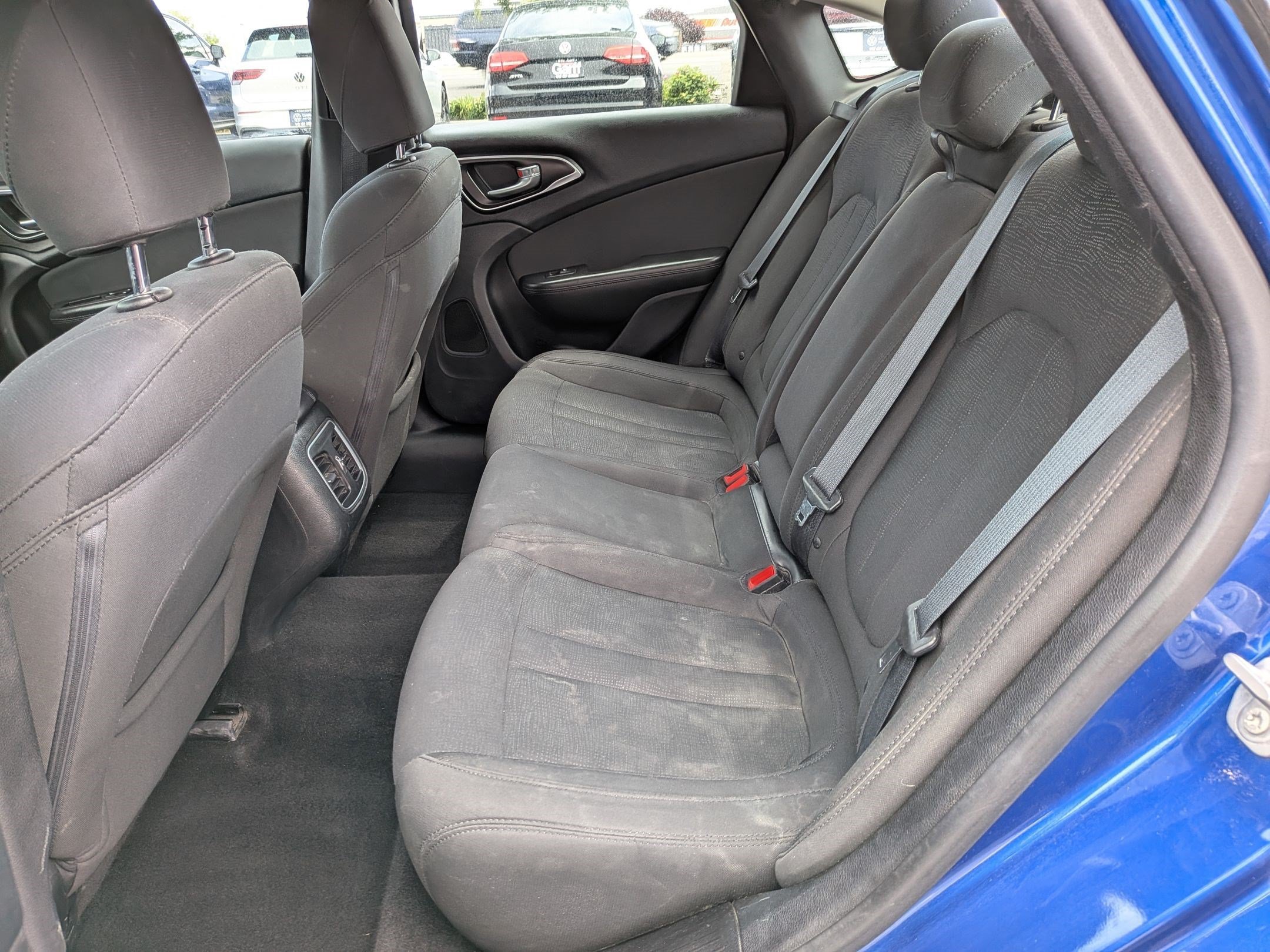 Used 2016 Vivid Blue Pearlcoat Chrysler Limited image 26