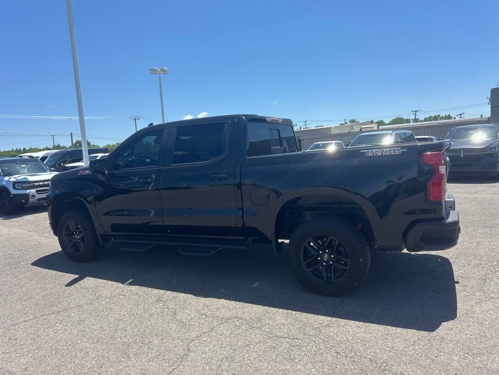 Used 2021 Black Chevrolet LT Trail Boss image 12