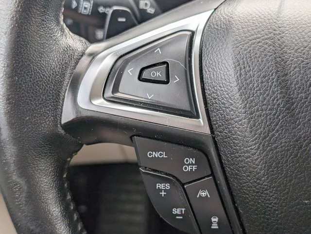Used 2020 White Ford Titanium image 19