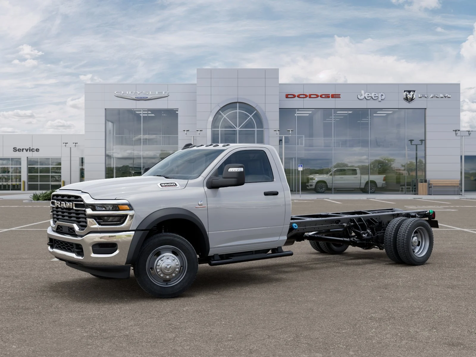 New 2025 Bright White Clearcoat RAM Tradesman image 35