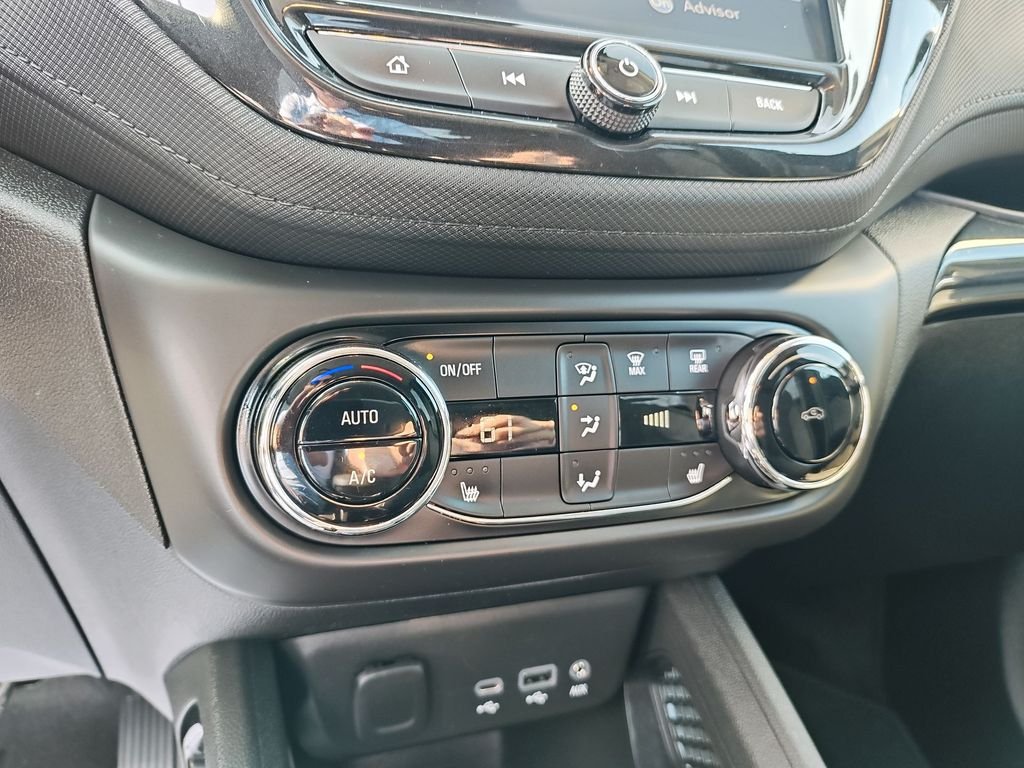 Used 2023 White Chevrolet LT image 19