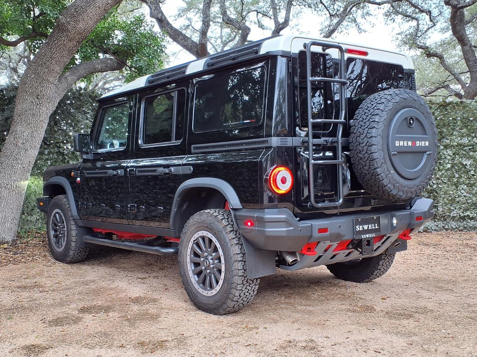 2026 INEOS Grenadier Fieldmaster Edition - Photo 4