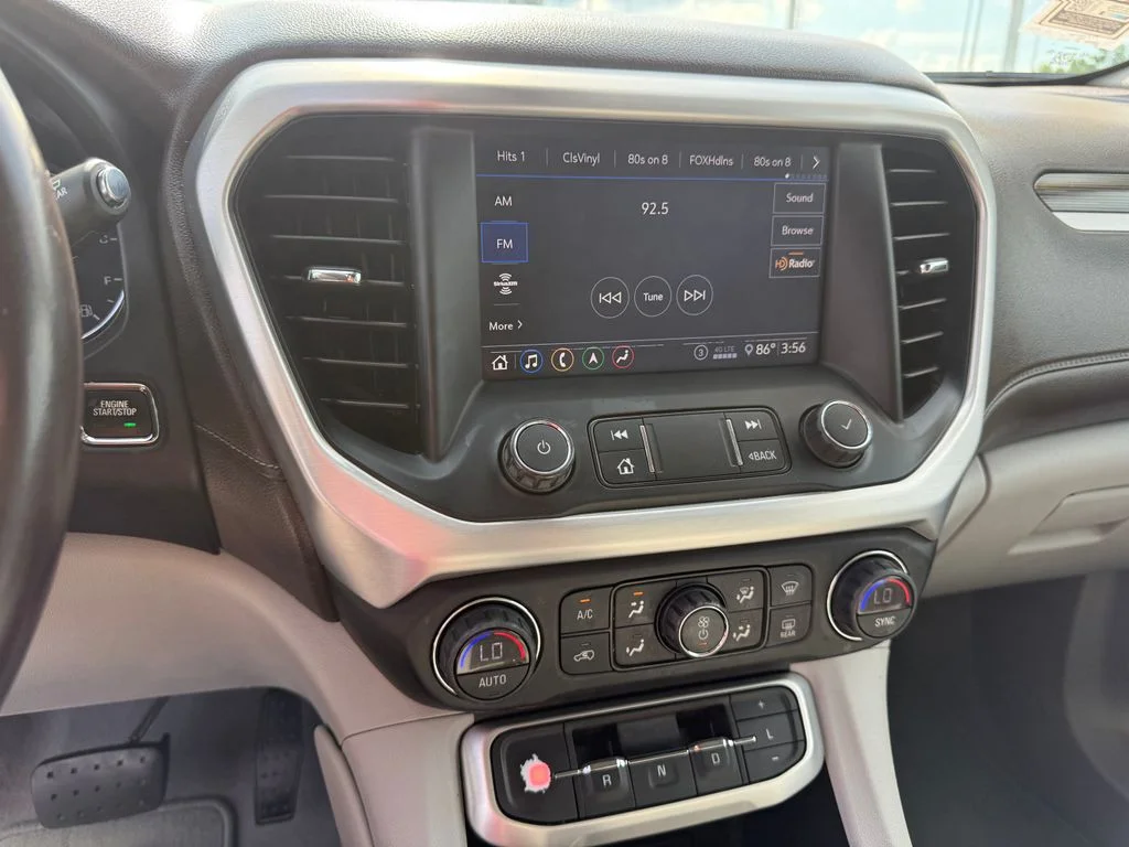 Used 2020 White GMC SLT image 10