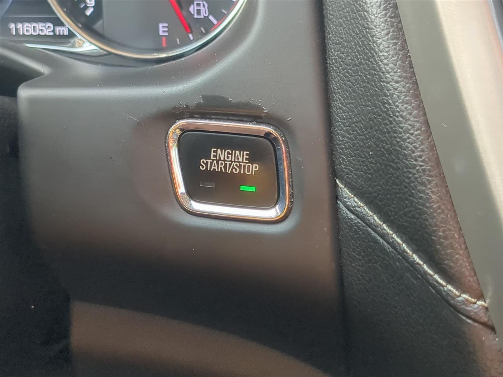 Used 2019 Red Quartz Tintcoat GMC Denali image 28