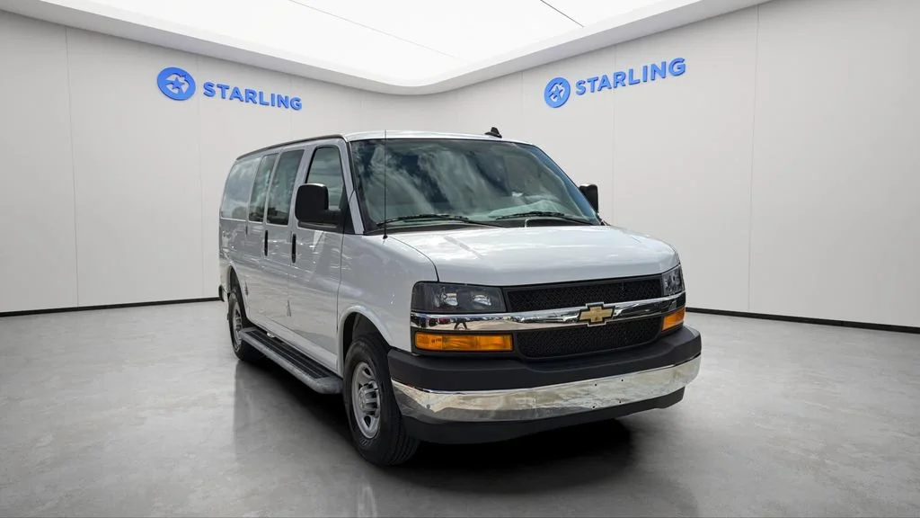 2025 Chevrolet Express Cargo Work Van - Photo 14