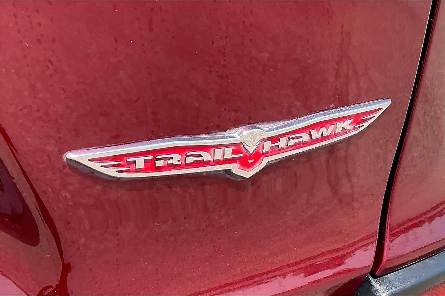 Used 2021 Velvet Red Pearlcoat Jeep Trailhawk image 10