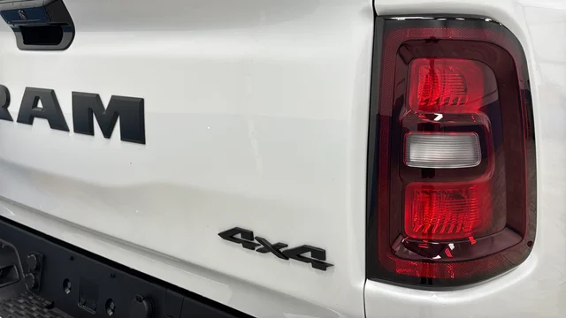 New 2026 Ivory White Tri-Coat Pearl-Coat Exterior Paint RAM Laramie image 43