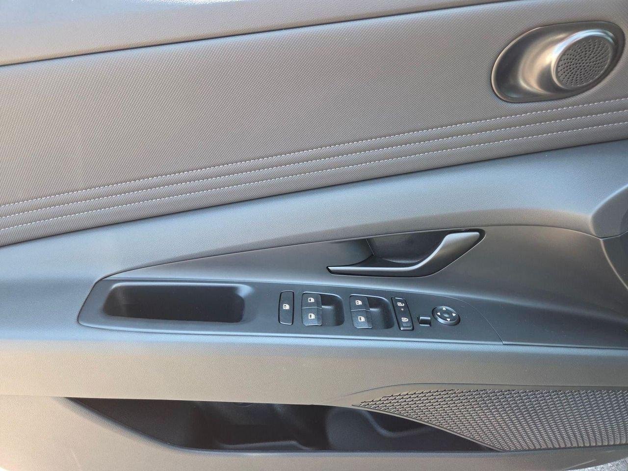New 2026 Gray Hyundai SEL Sport image 9