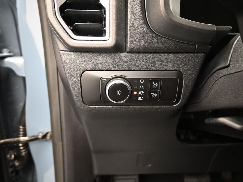 New 2026 Azure Gray Metallic Tri-Coat Ford Outer Banks® image 10