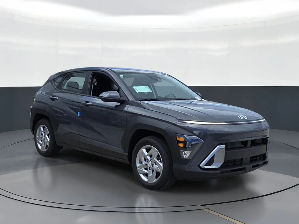 New 2027  Hyundai SE image 2