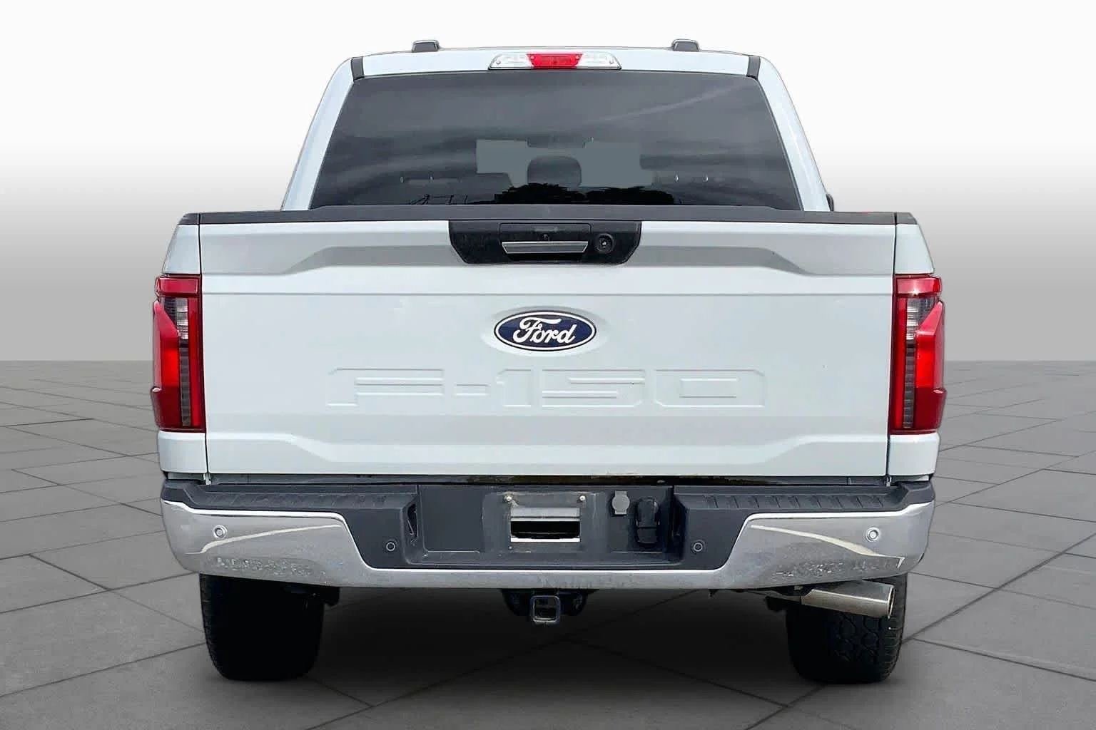 Used 2024 Avalanche Ford XLT image 5