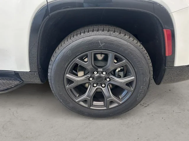 New 2026 White Jeep Limited Altitude image 14
