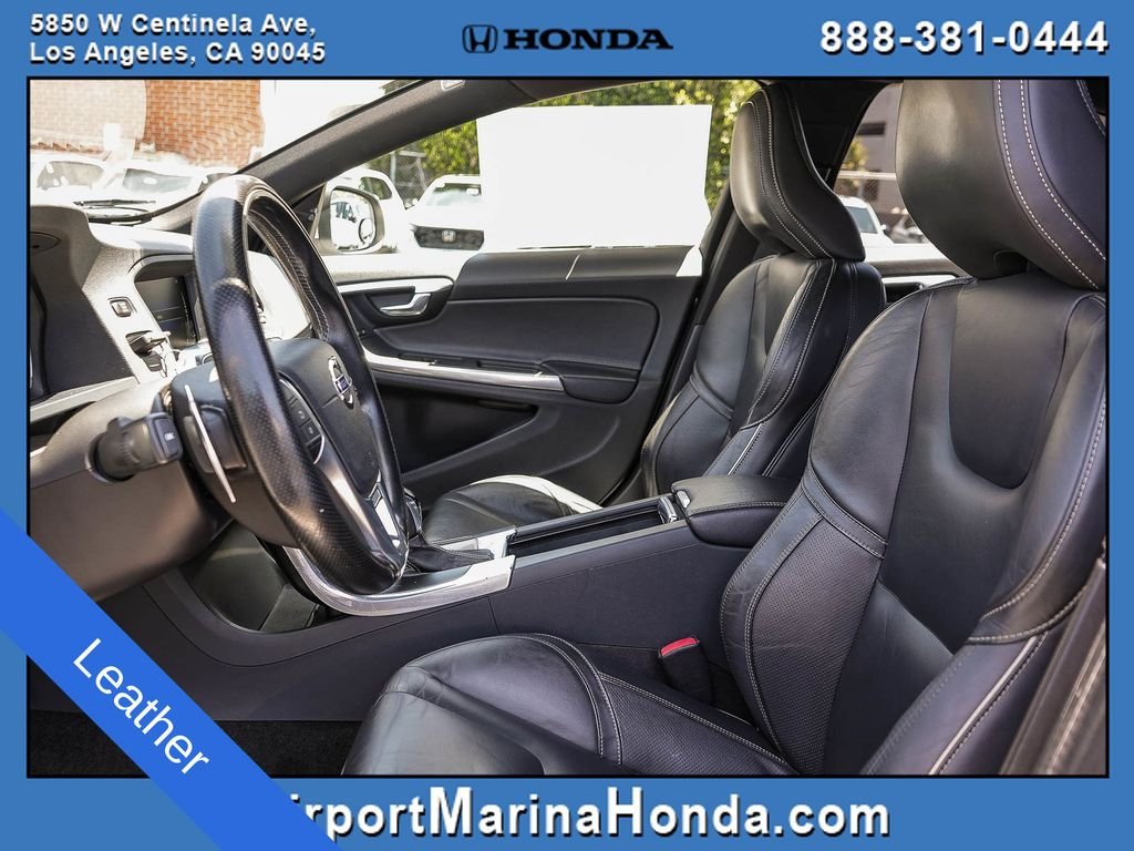 Used 2015 Crystal White Pearl Volvo T6 R-Design image 15