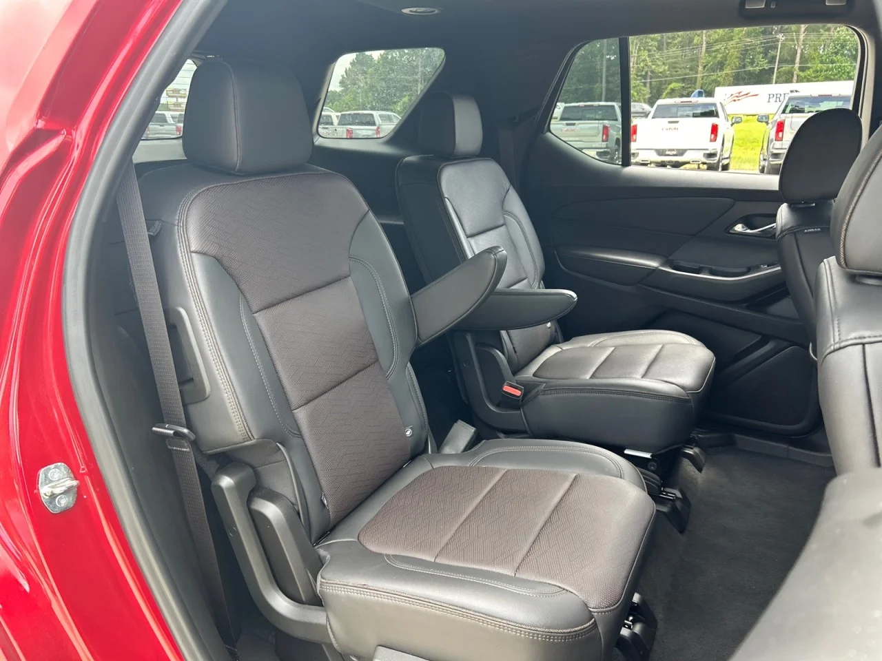 2023 Chevrolet Traverse High Country - Photo 17