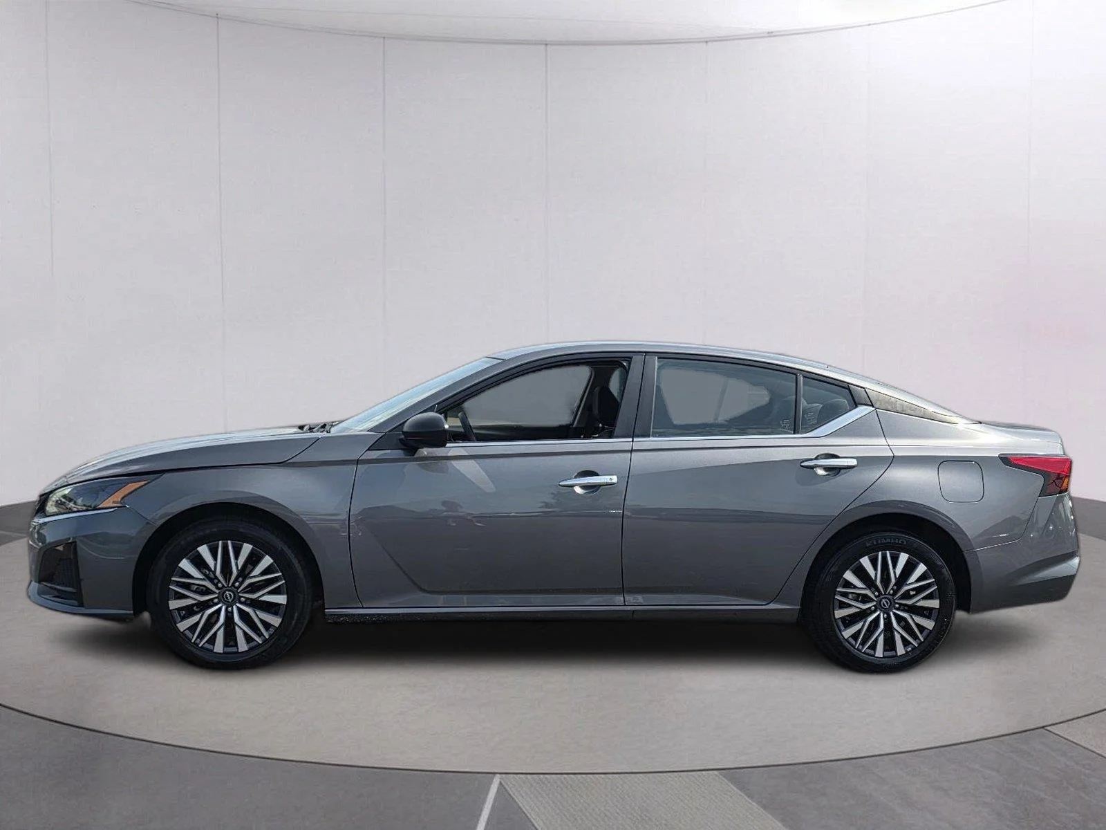 Used 2025 Gun Metallic Nissan SV image 8